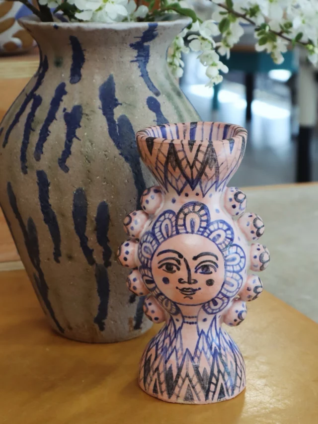 A little clue of our new theme for the Autumn Term weekly classes. This gorgeous piece was made by Jane in the Spring term. 
All will be revealed in our student newsletter going out very soon! 
#theclaystudio 
#potteryclasses #potteryworkshop #potterystudio #ceramicsworkshop 
#potterycourse  #ceramicscourse 
#tunbridgewells #eastsussex