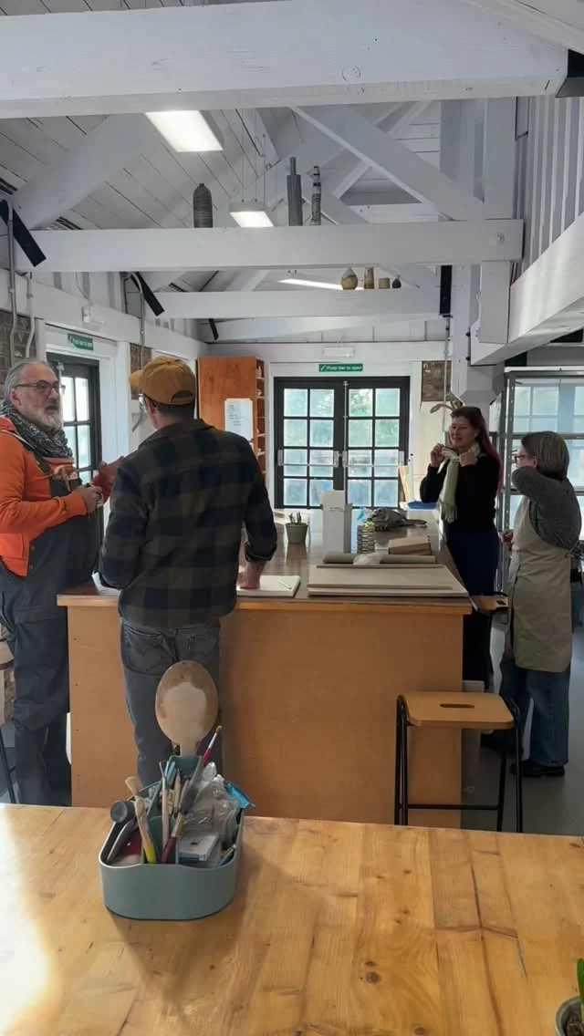 And we’re back! New year, new term. Cold, crisp and very pretty outside, with a smattering of snow. Warm, friendly and raring to get making inside the studio. 
A big welcome back to all our lovely returners and hello to all our new students!