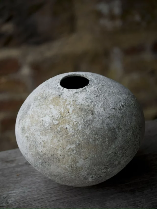 Four more sleeps until Ceramics South East and four more ceramic artists joining us for the event are: 
@effiegibsonceramics
@laragorlach
@shaziakhantootal 
@lucyhcorke 
We are spotlighting exhibitors each day in the lead-up  over on our @ceramics.south.east account, so please pop and have a look!
CSE is held at The Clay Studio, Herons Ghyll in East Sussex. Friday 5th June, 5-9pm & Saturday 6th, 10am - 6pm. 
Just off the A26, we are 11 miles from Tunbridge Wells and 12 miles from Lewes. On the Regency bus route no.29. 
#ceramicsevent #whatsoninsussex