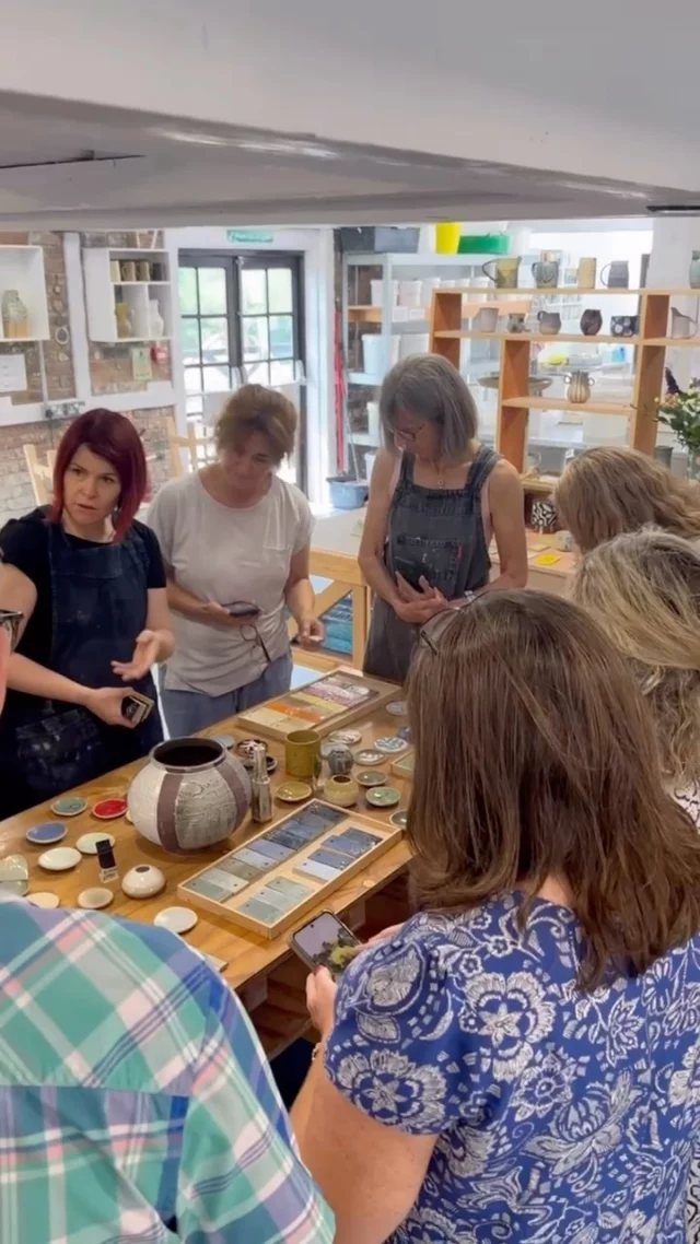 Our three part course Glaze with Confidence with Louisa Taylor @louisataylorceramics is returning in September. The previous participants here enjoyed exploring, combining and experimenting with the many methods of decorating bisque ware, from oxides to wax crayons. They then applied these techniques on their own pieces with some fab results! 
If you’d like to join us on the next one, you’ll find all the info at theclay.studio - just head to the calendar page where you will find this course, plus all the other courses and workshops we have lined up for the Autumn.