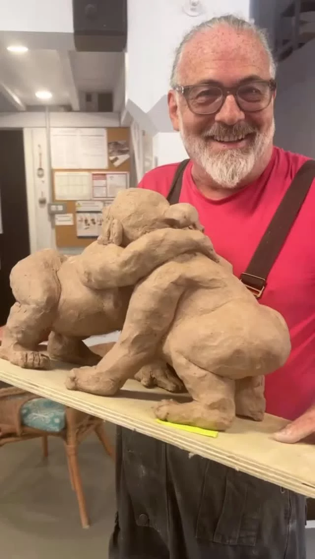 Another amazing sculptural piece by Jonathan @jcbibadad who is a regular at our weekly classes. 
The stance, expression and decoration are all superb. 
His work just gets better and better! 🙌
If you would like to join our weekly classes there is still time to book for the Autumn term which starts 2 September. Head to theclay.studio for more info.
